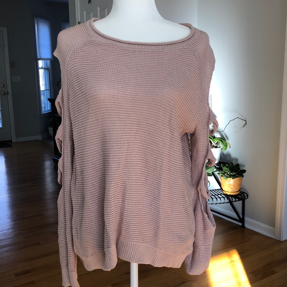 Express dusty pink sweater w/ cutout arms - Picture 2 of 9